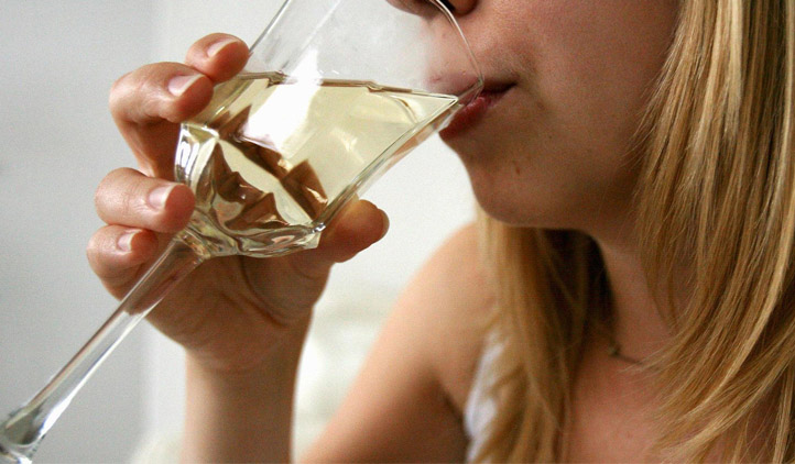 Cresce o número de mulheres alcoólatras