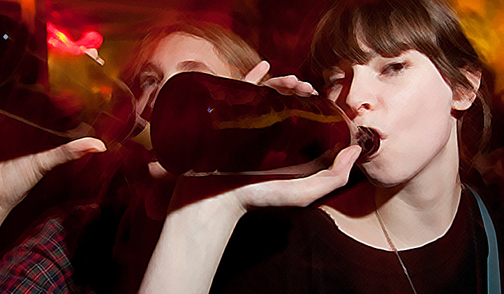 Consumo precoce: no Brasil, o uso de álcool começa aos 10 anos
